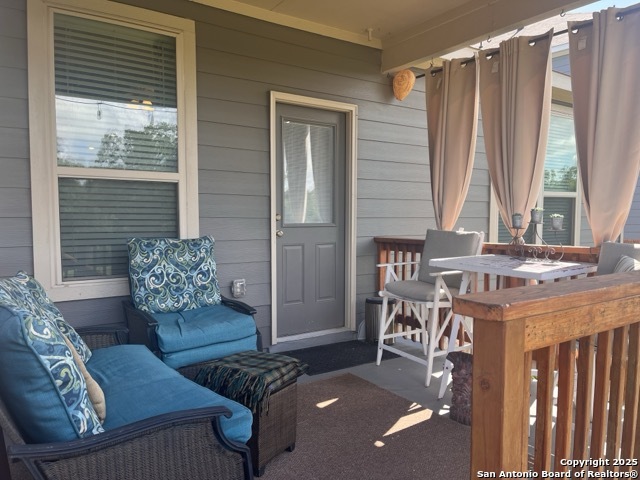 122 Canopy Oak