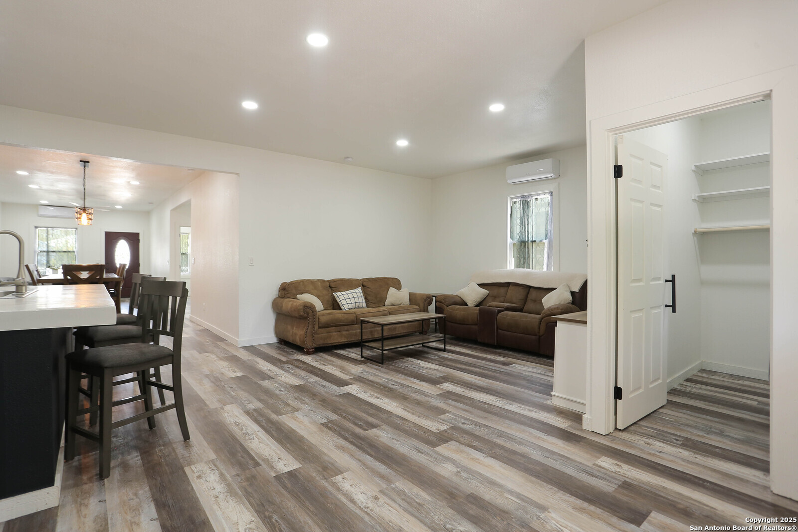 562 Kendalia