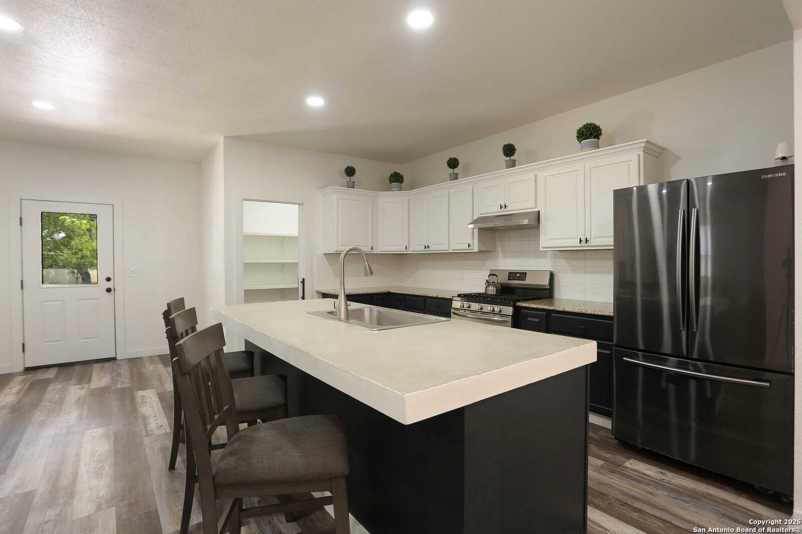 562 Kendalia