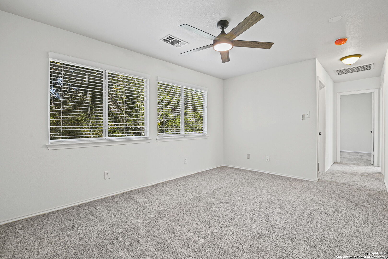 8611 Willow Glen