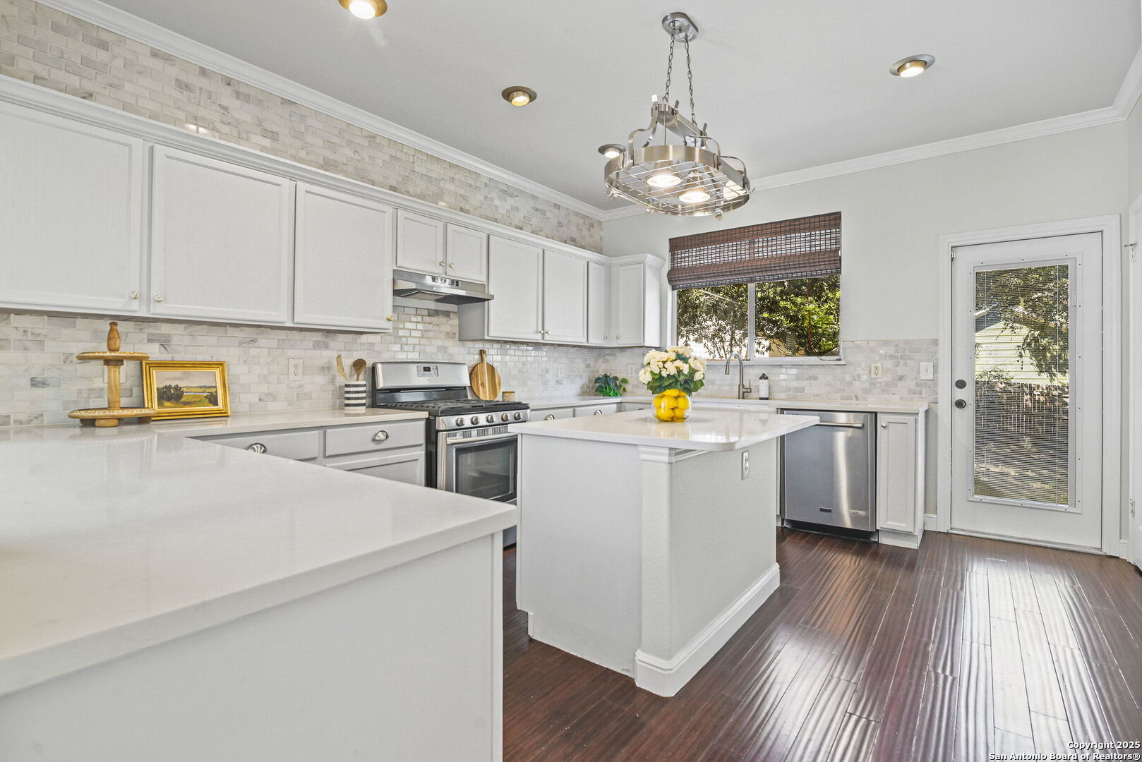 8611 Willow Glen