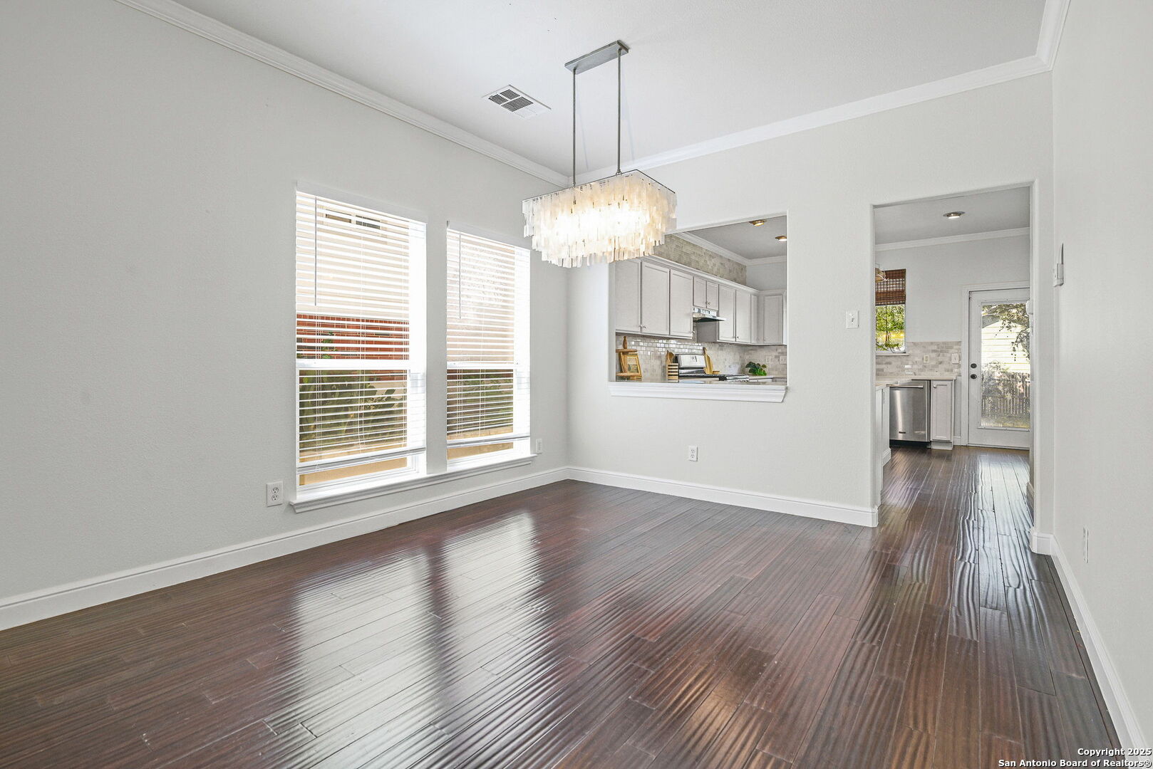 8611 Willow Glen