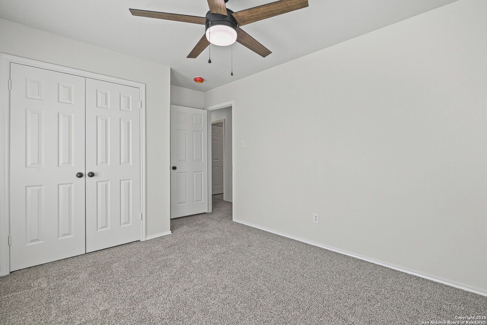 8611 Willow Glen