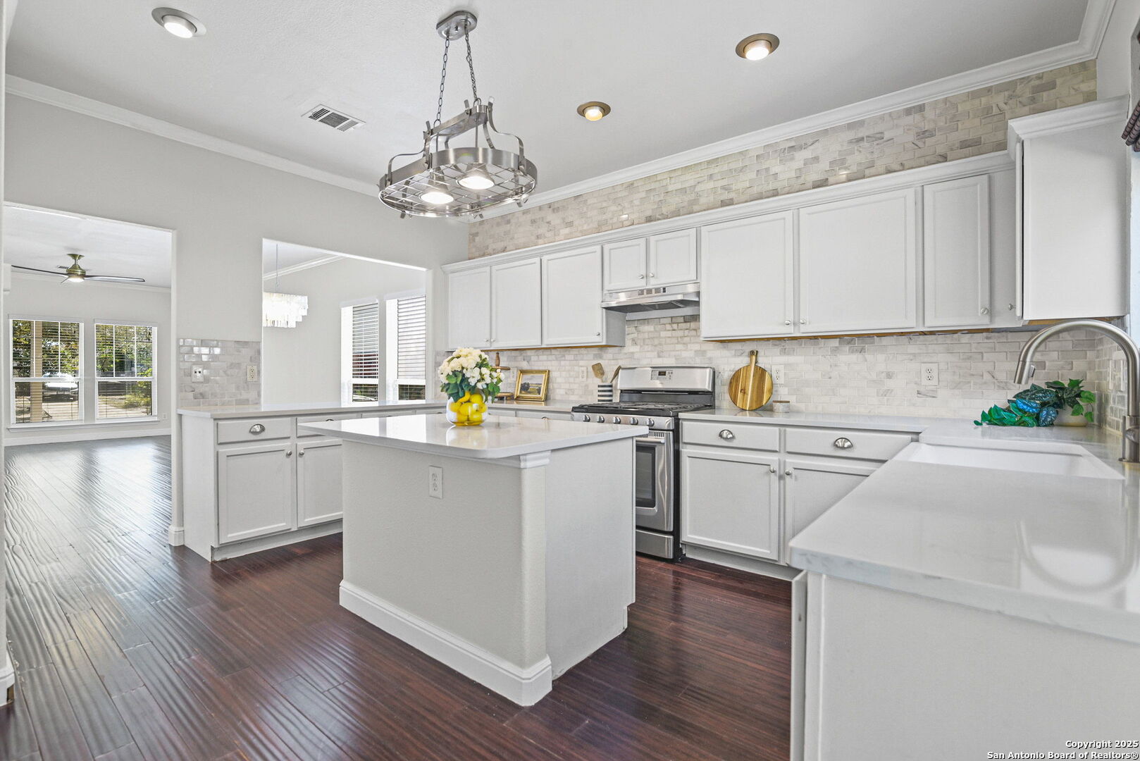 8611 Willow Glen
