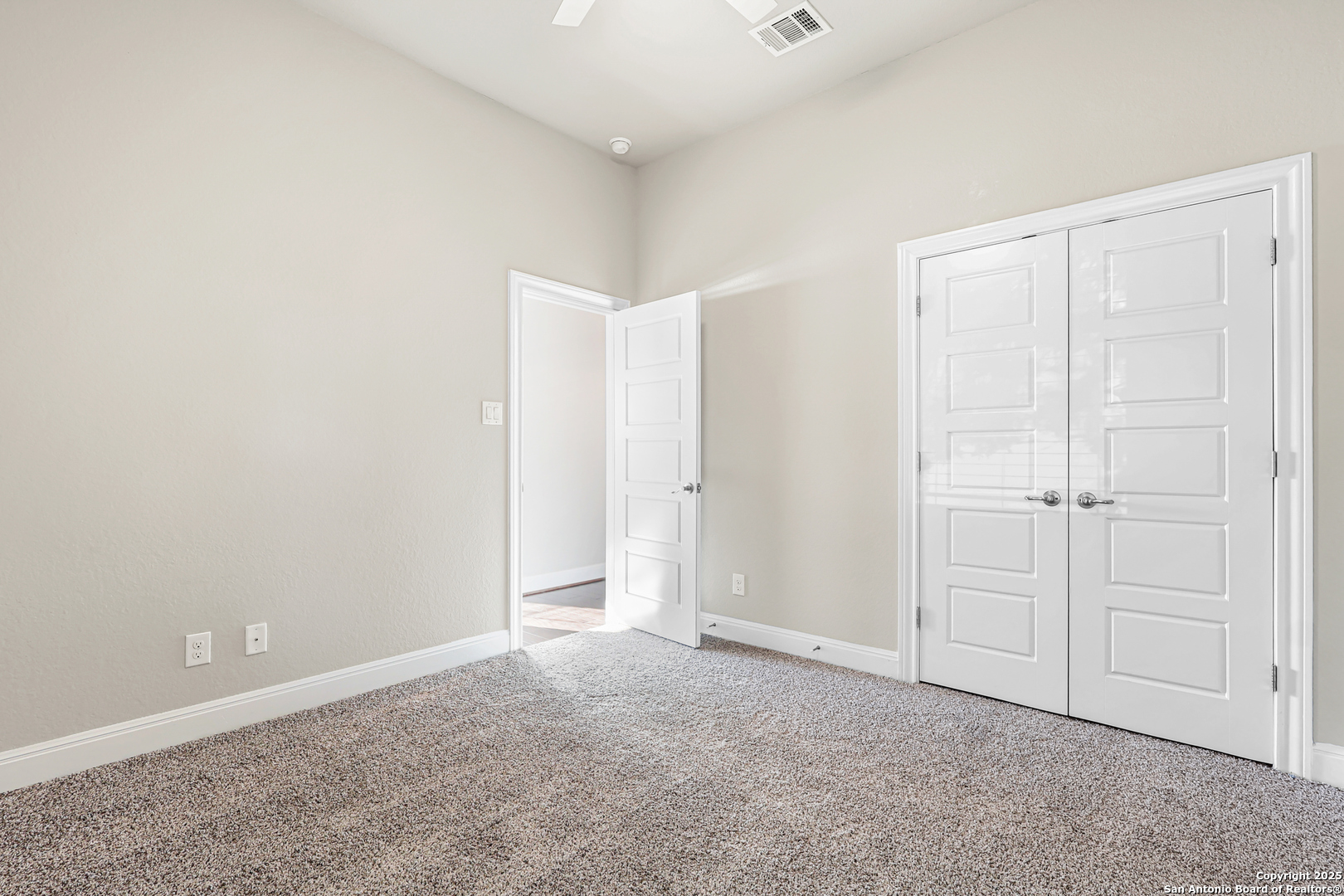 726 San Anza