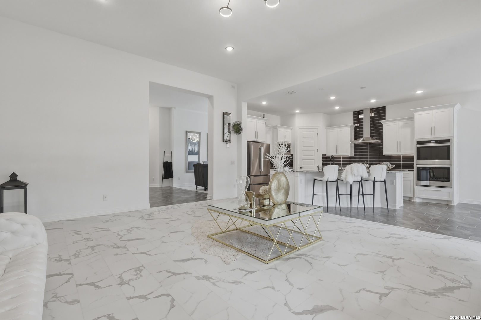 2035 buckner