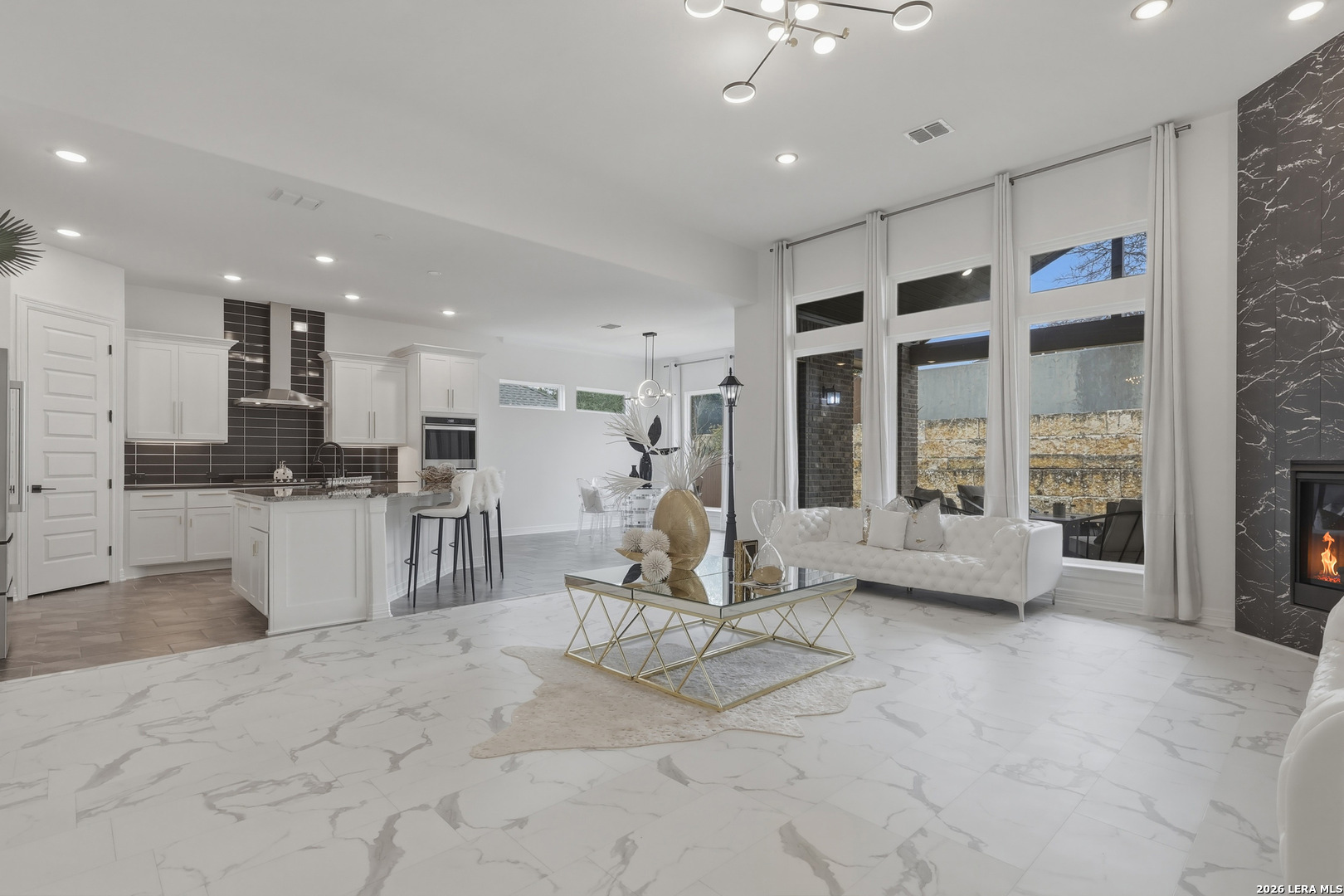 2035 buckner