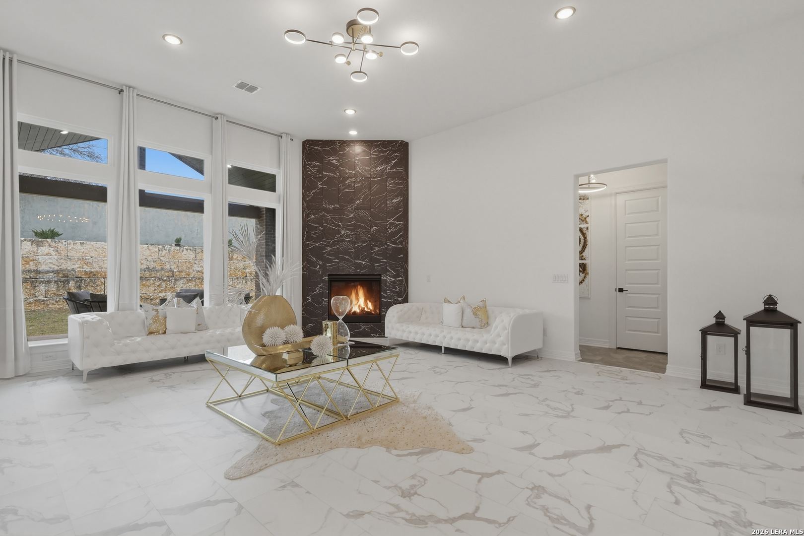 2035 buckner