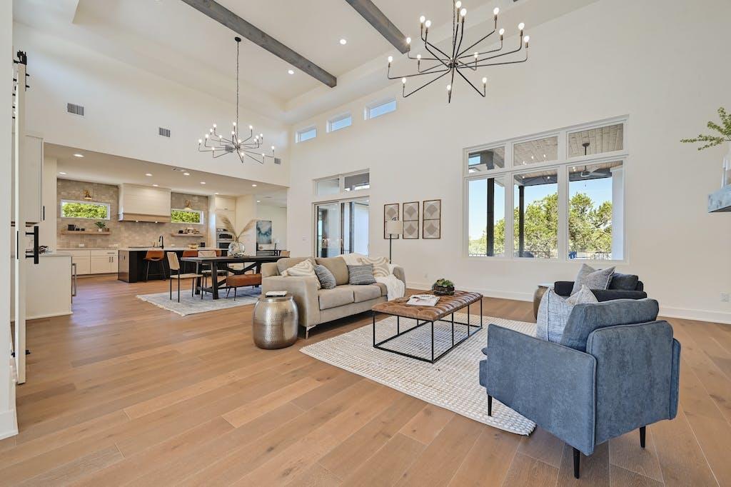 412 Paintbrush DR
