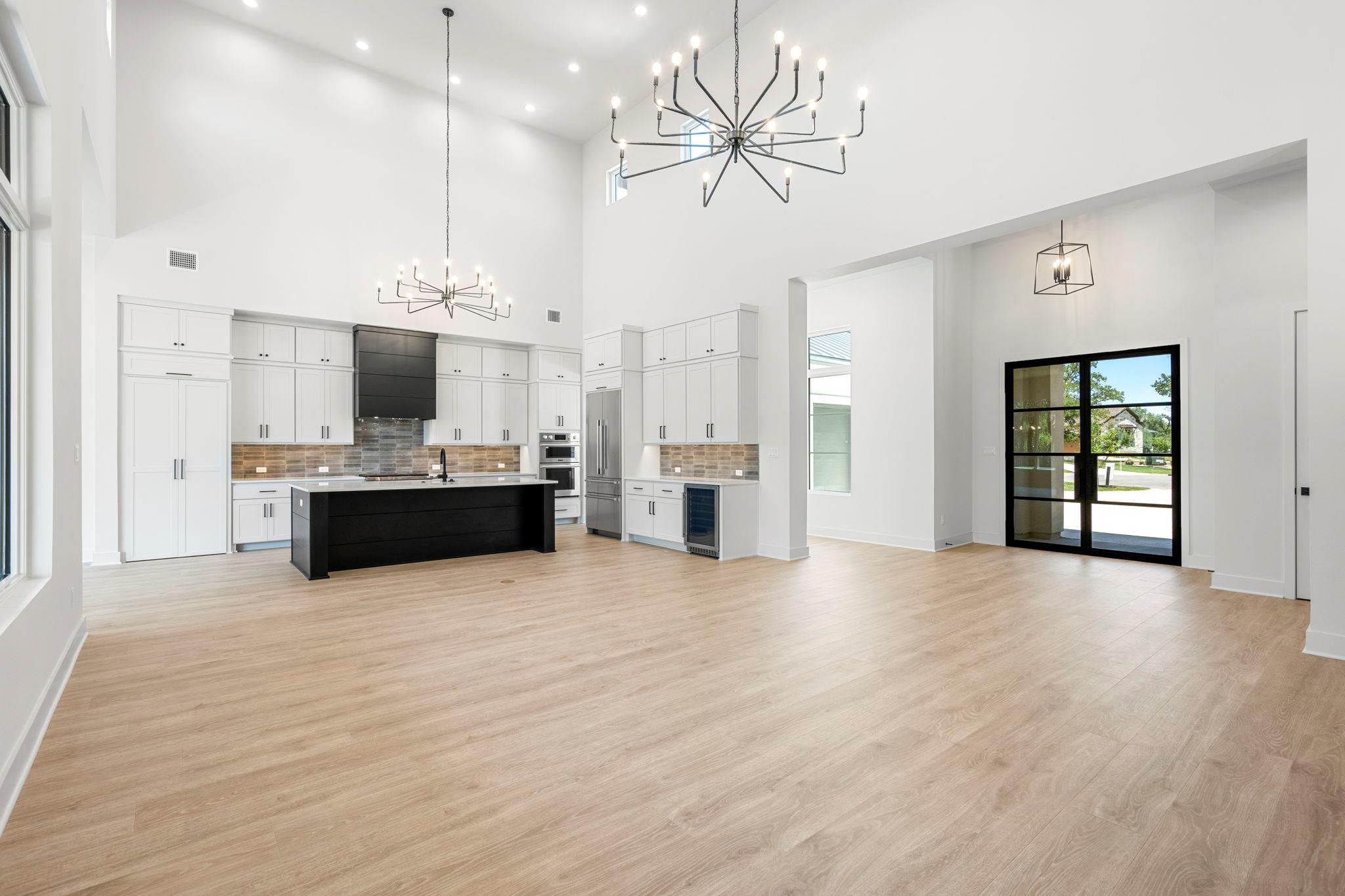 412 Paintbrush DR