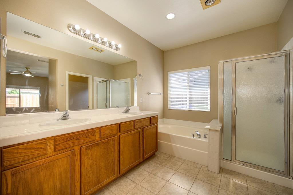 9238 Boulder River Way