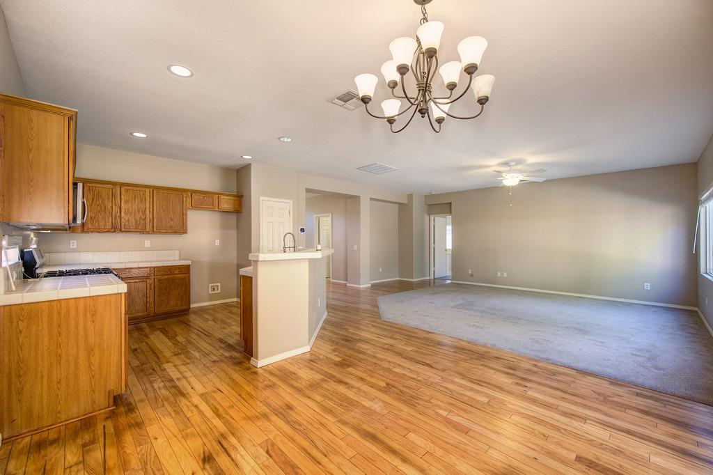 9238 Boulder River Way