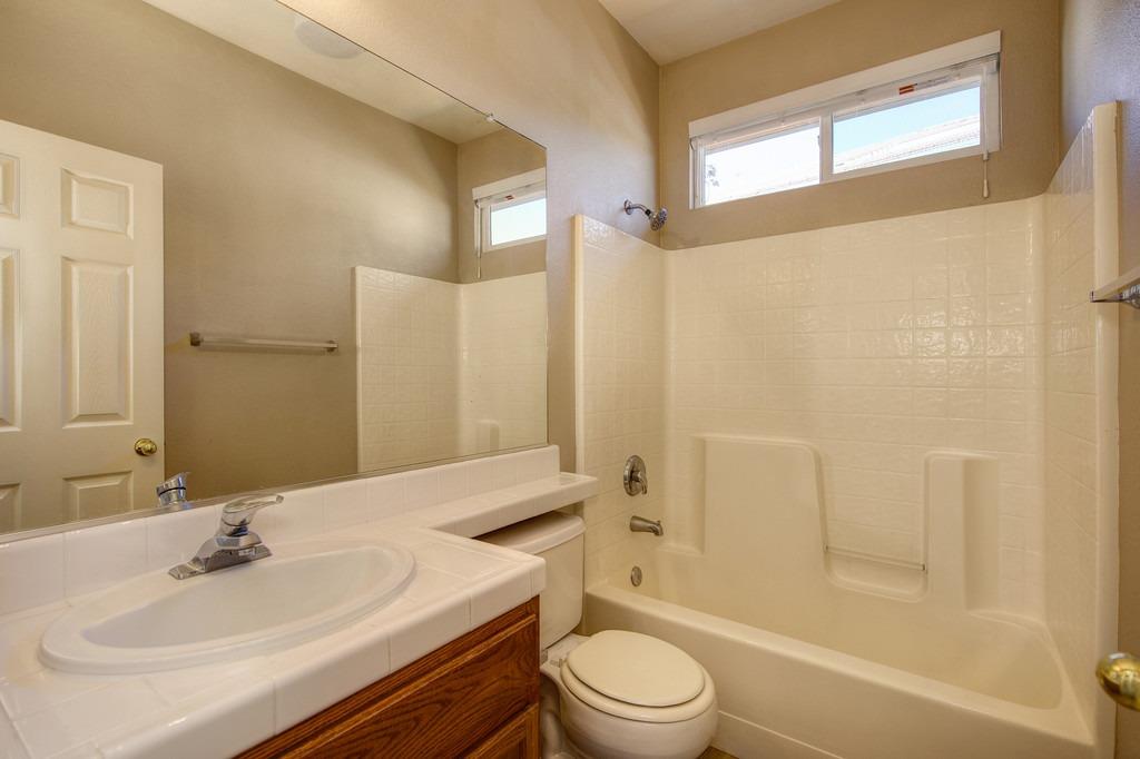 9238 Boulder River Way