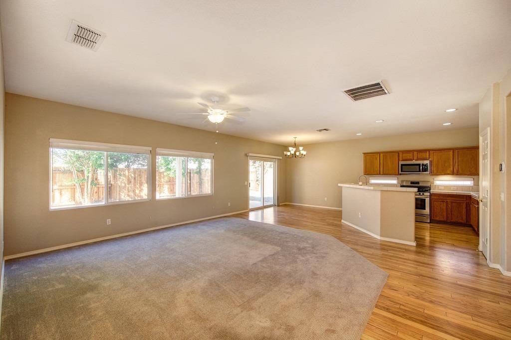 9238 Boulder River Way