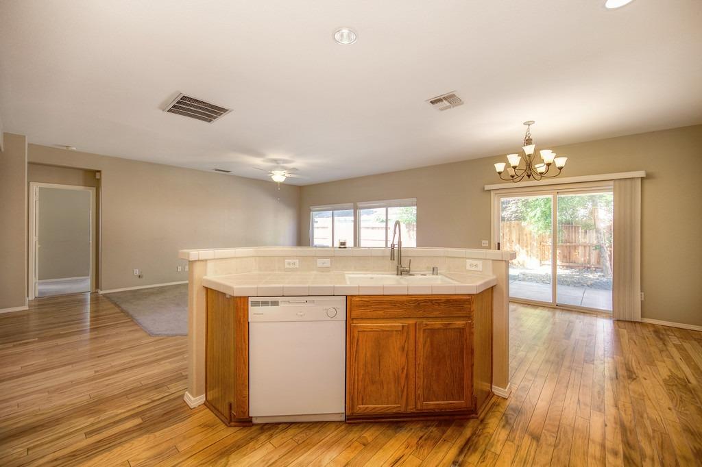 9238 Boulder River Way