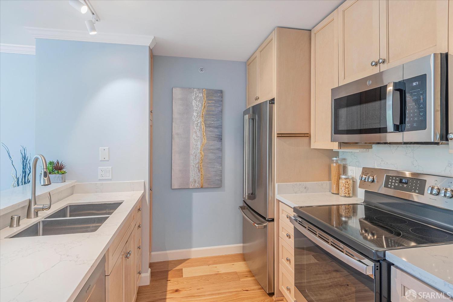 1483 Sutter Street # 610