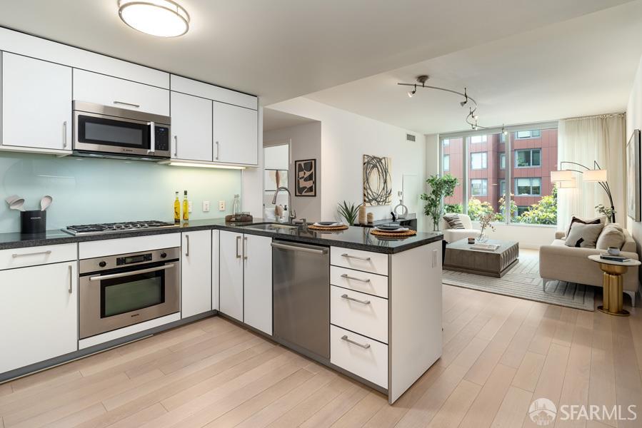 301 Main Street # 4A