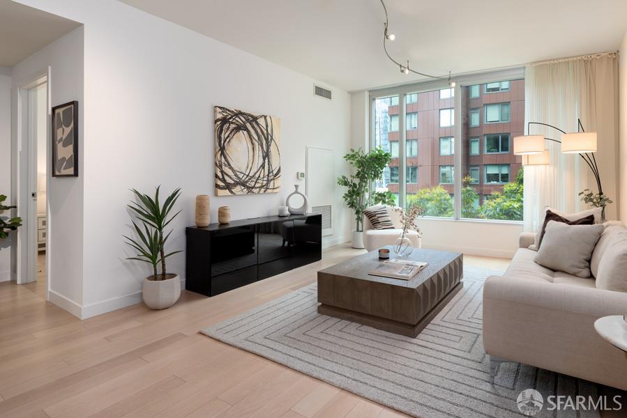 301 Main Street # 4A