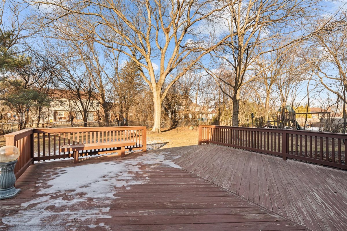 242 Powder Horn Drive