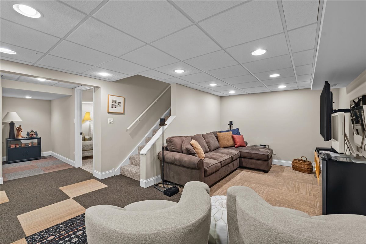 242 Powder Horn Drive