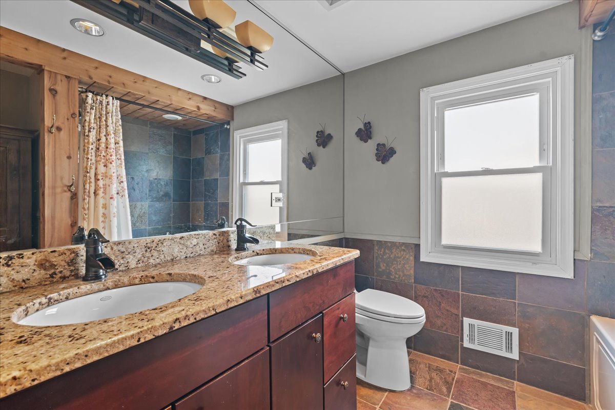 242 Powder Horn Drive
