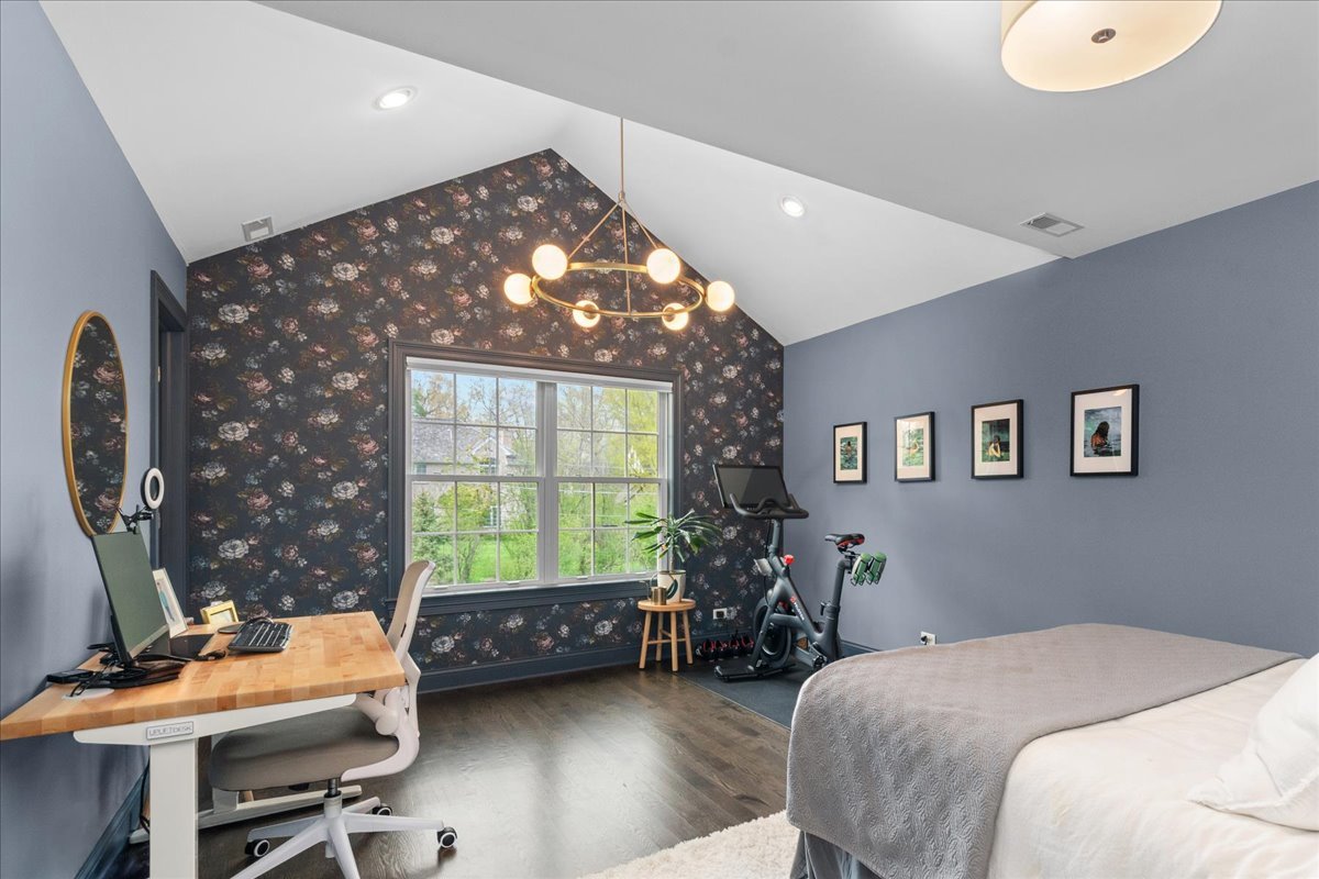 265 Ivy Lane