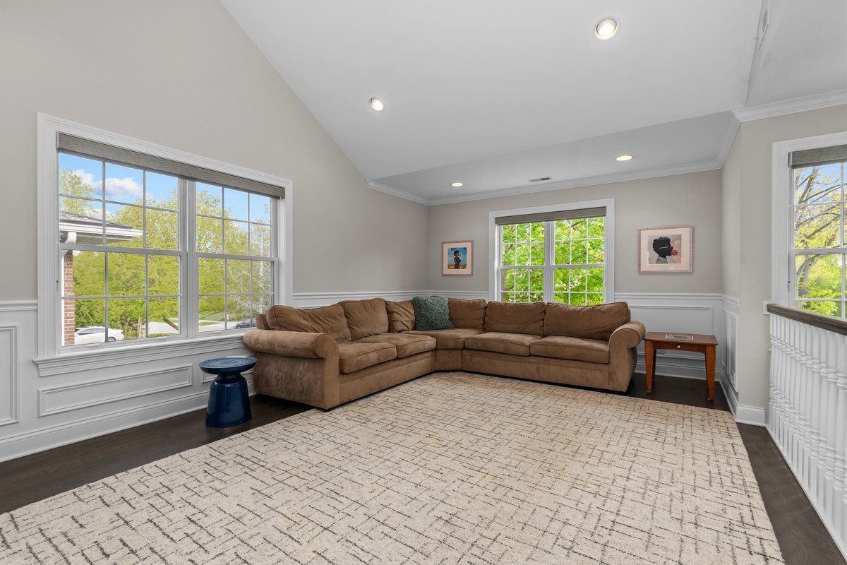265 Ivy Lane