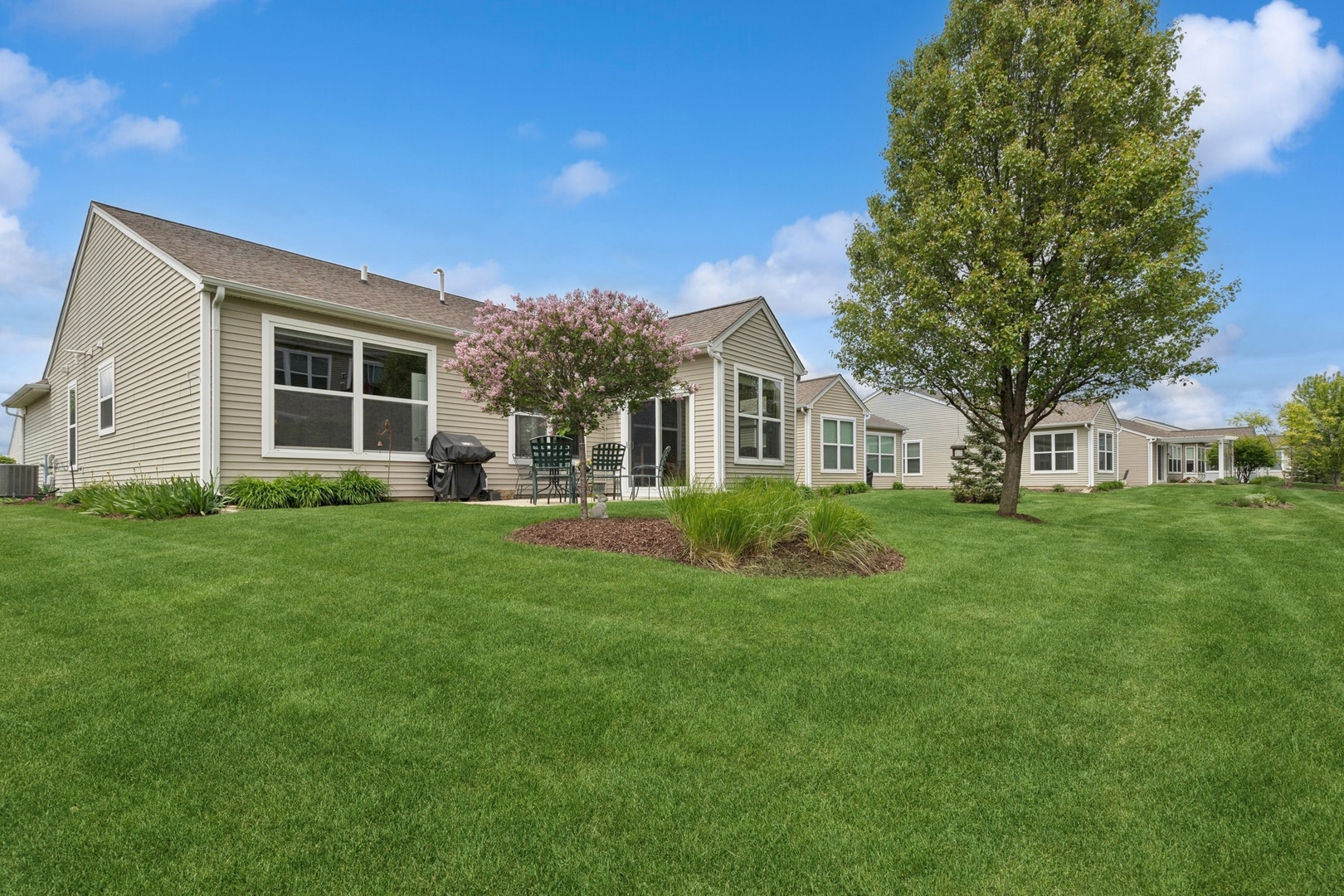 3421 Rockwell Circle