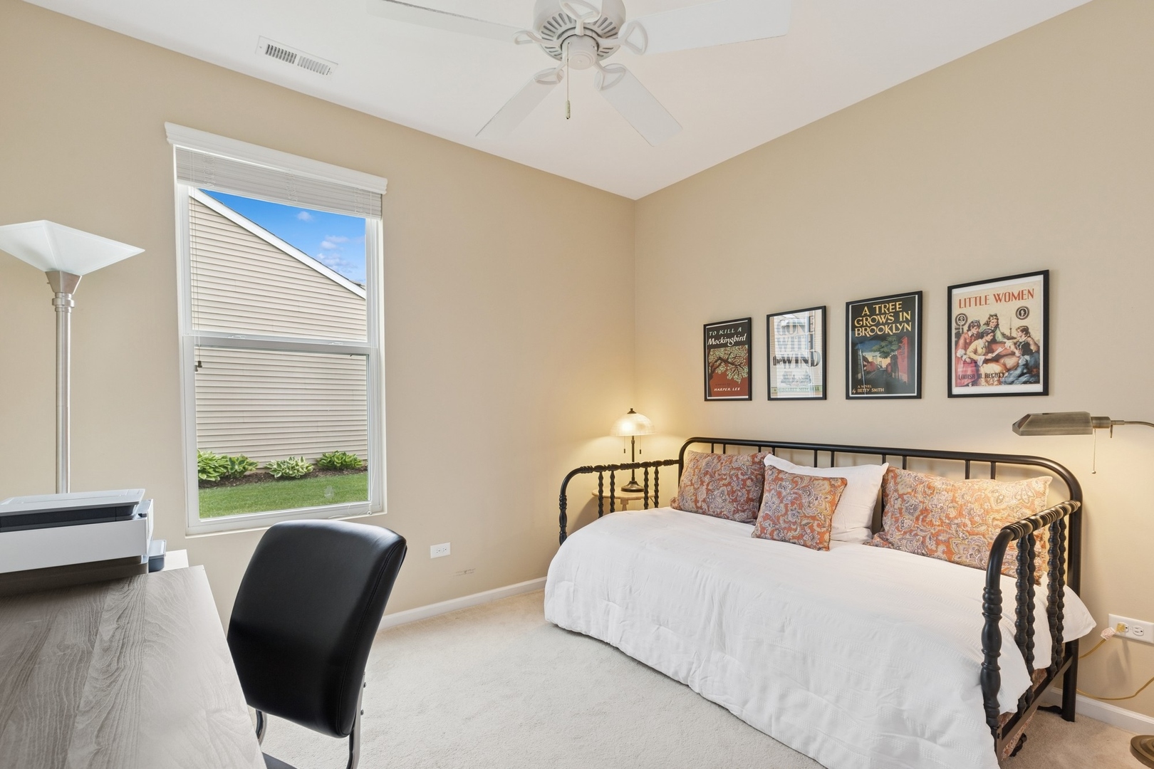3421 Rockwell Circle