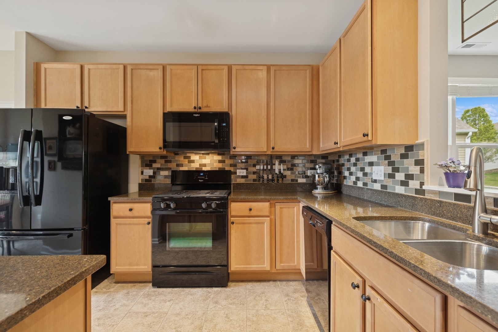3421 Rockwell Circle