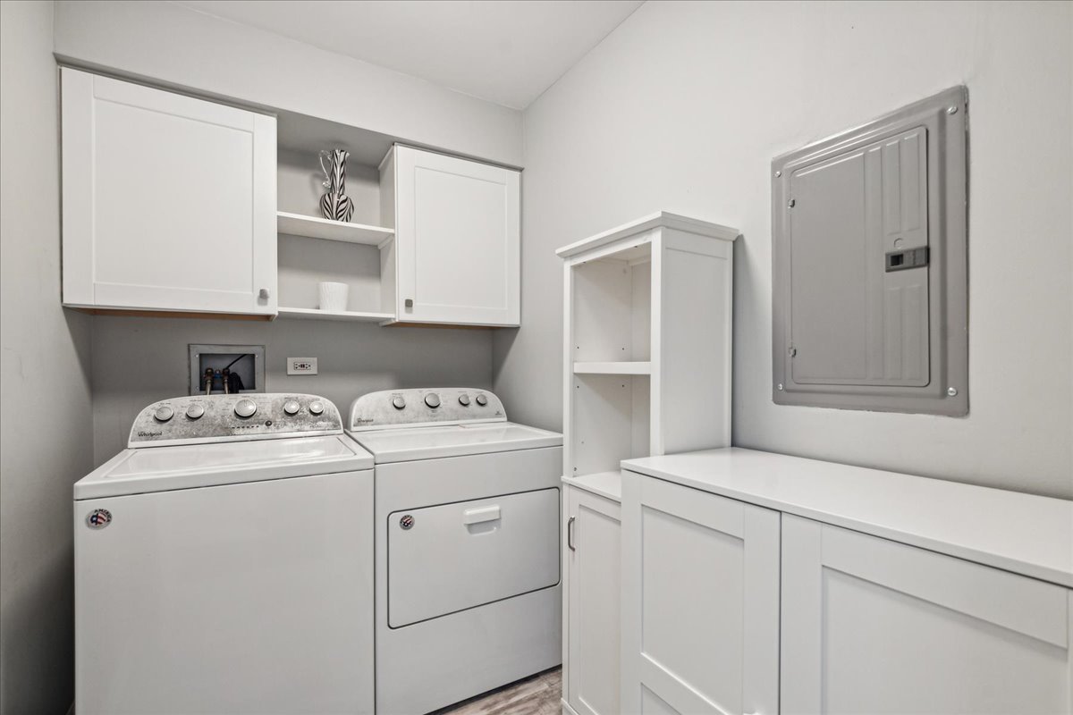 1250 Rudolph Road Unit: 2L