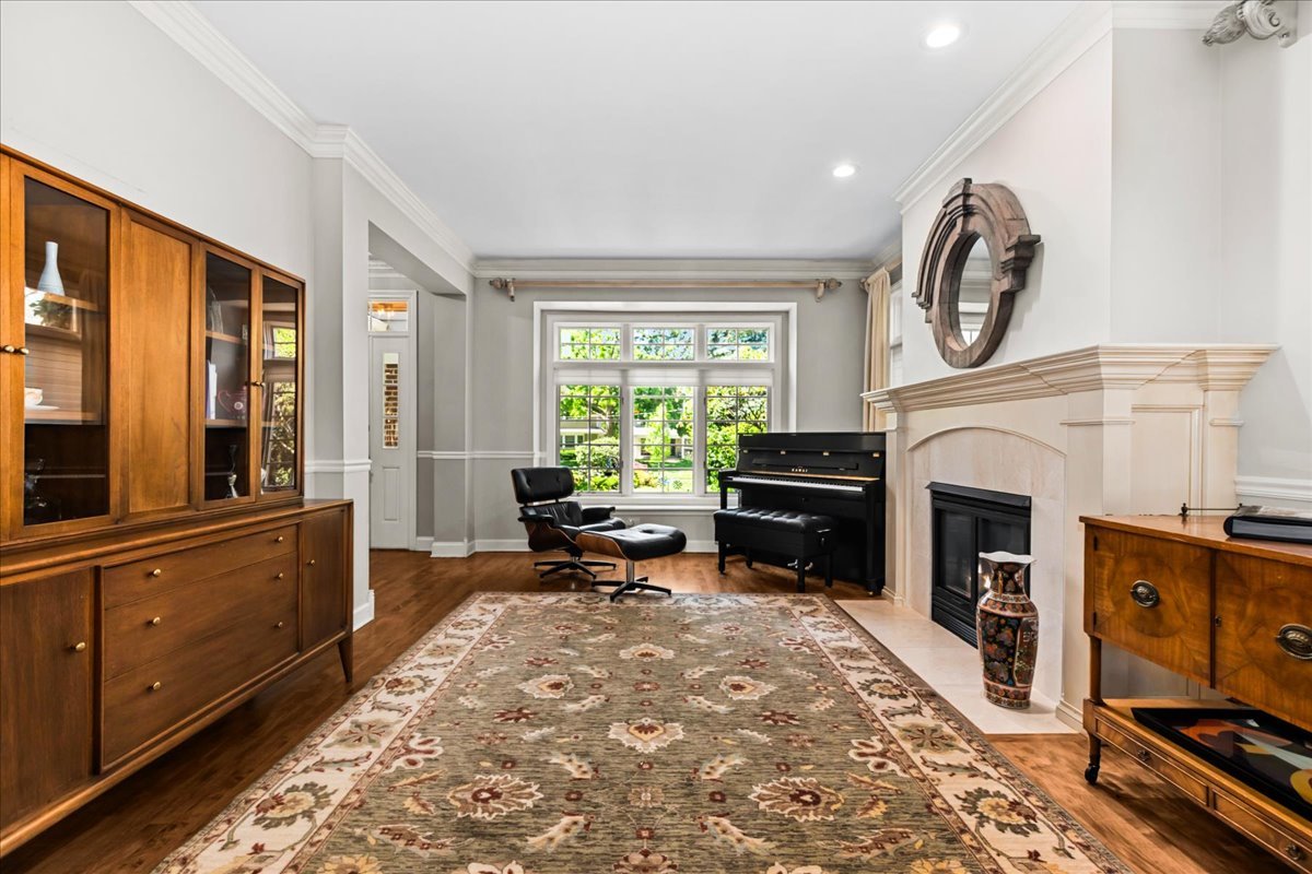 1753 Elmwood Drive