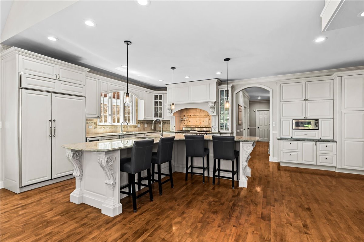 1753 Elmwood Drive