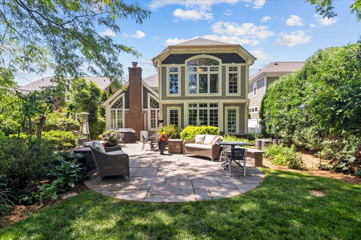 1753 Elmwood Drive