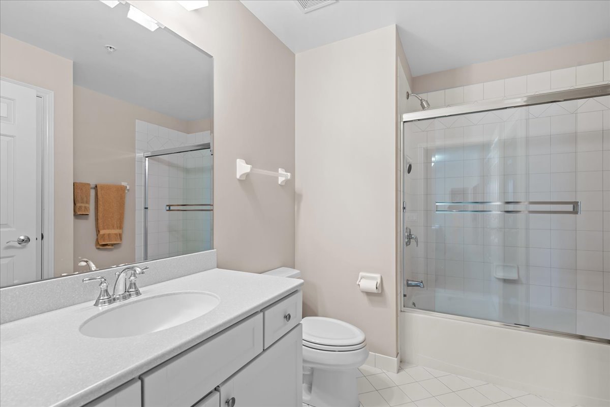 640 Robert York Avenue Unit: 407