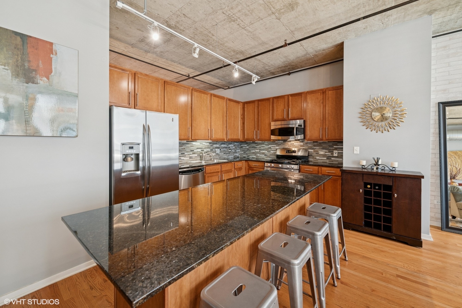 520 S State Street Unit: 1104