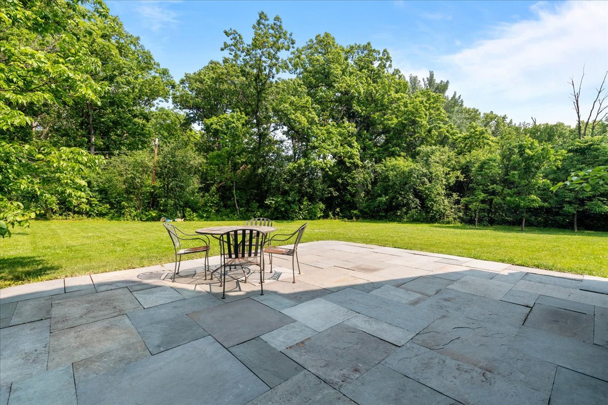 1005 Hiawatha Lane