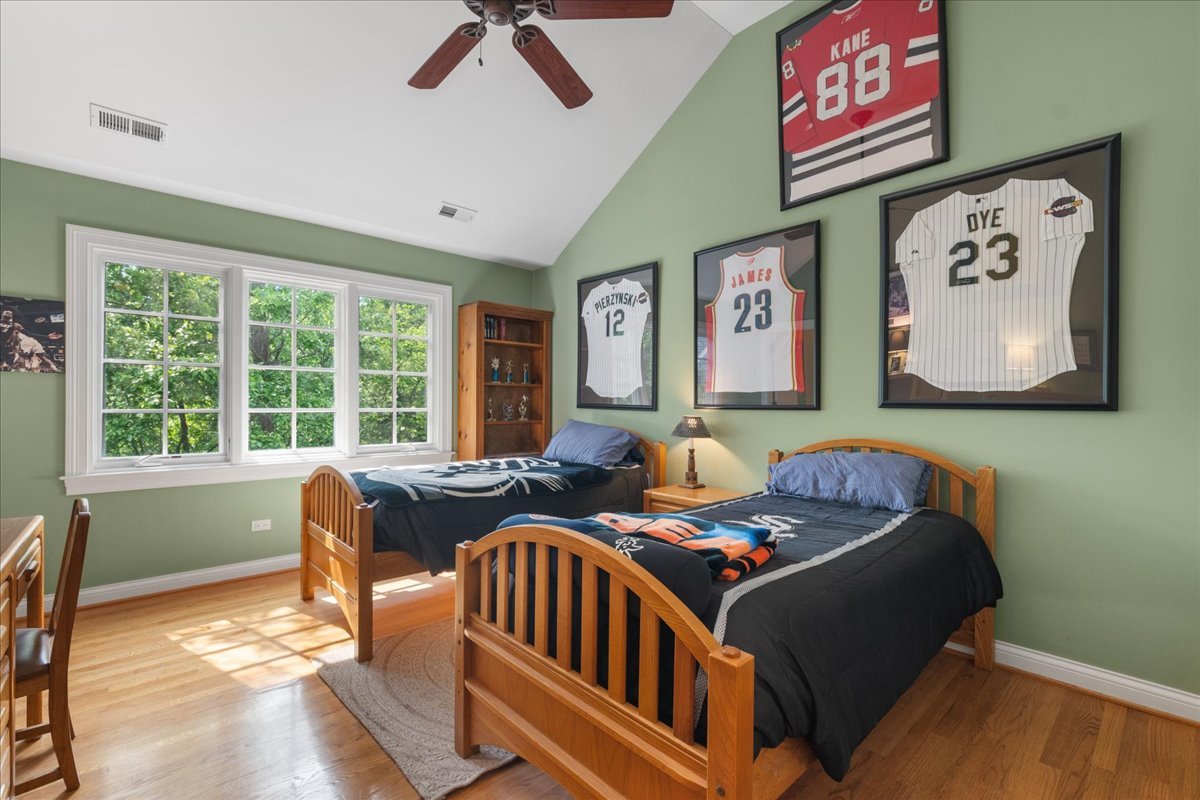 1005 Hiawatha Lane