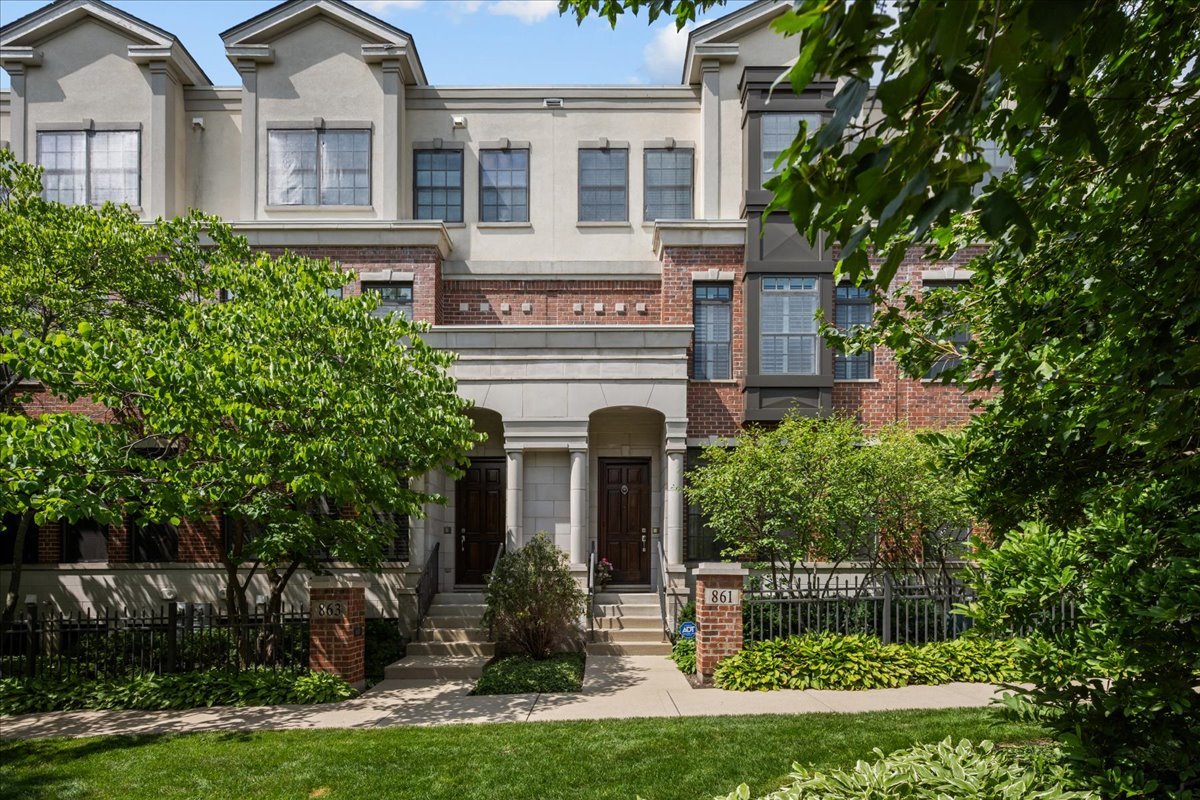 861 Laurel Avenue