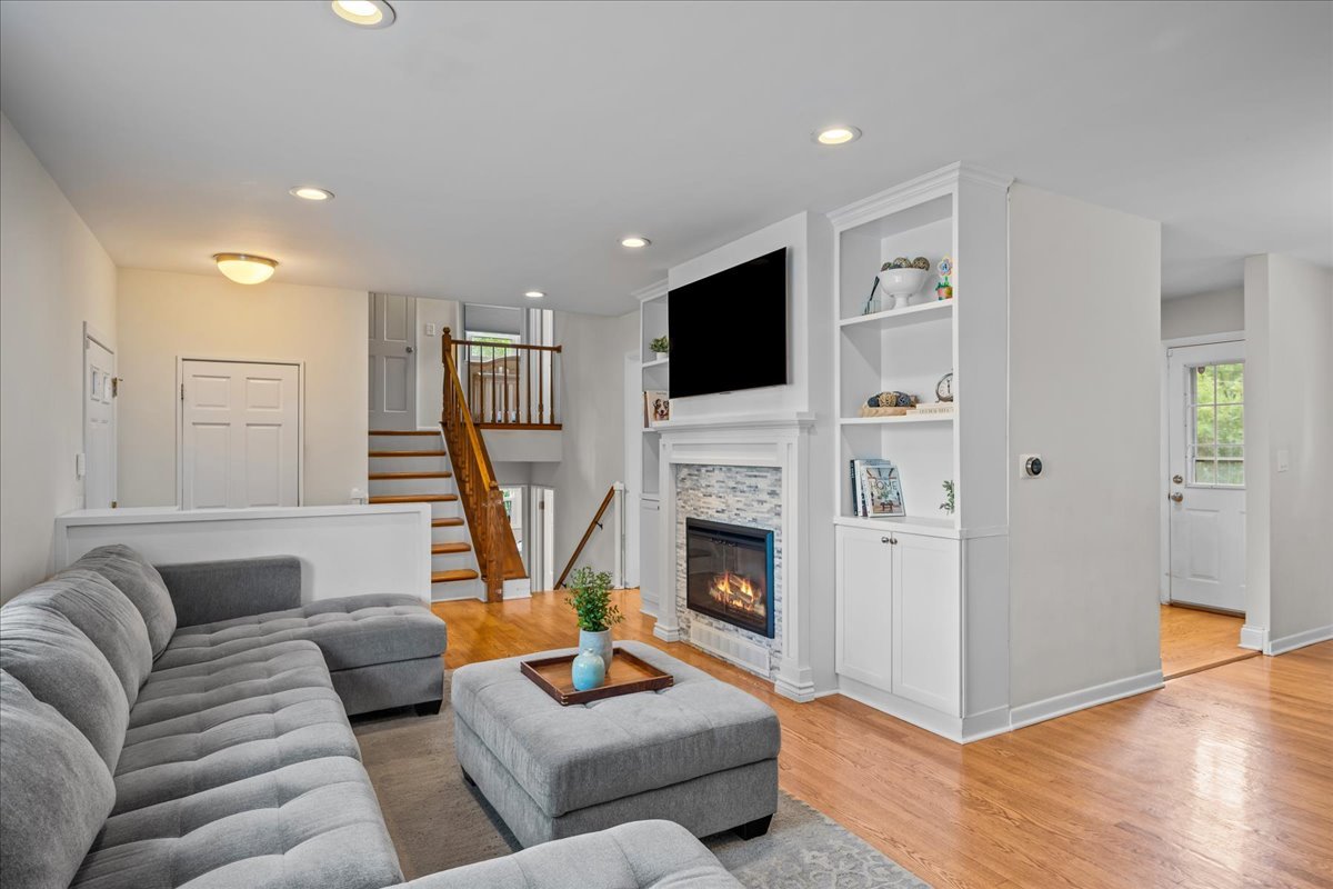 1703 Chatham Circle
