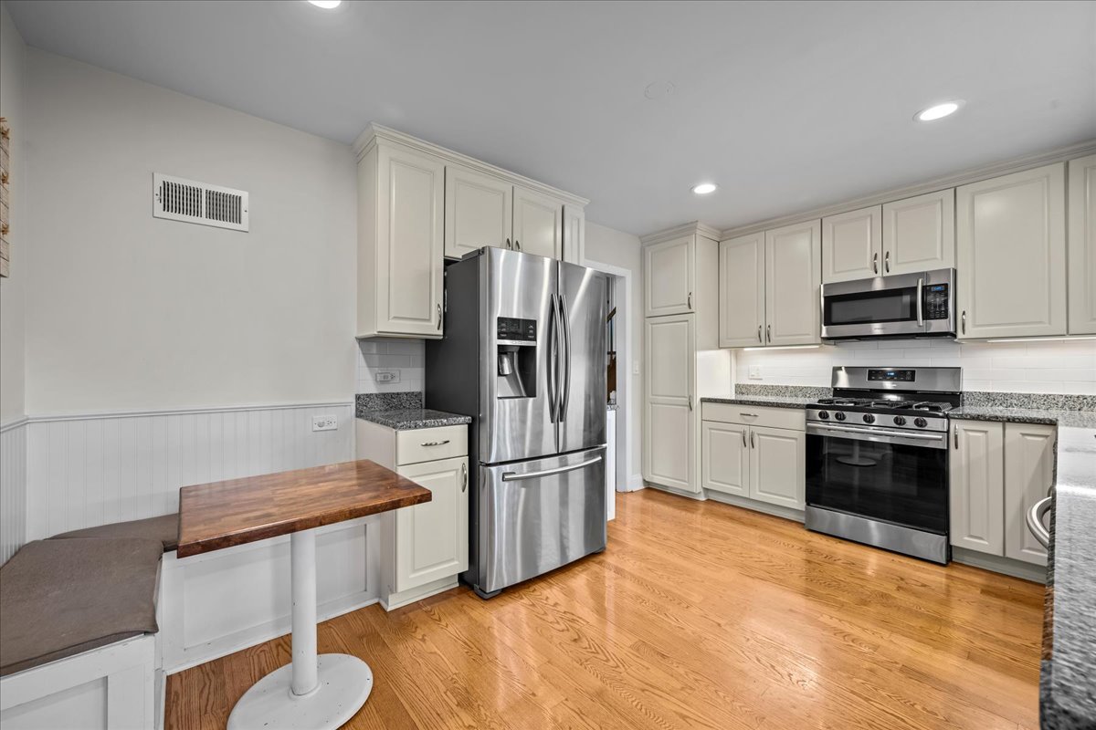 1703 Chatham Circle
