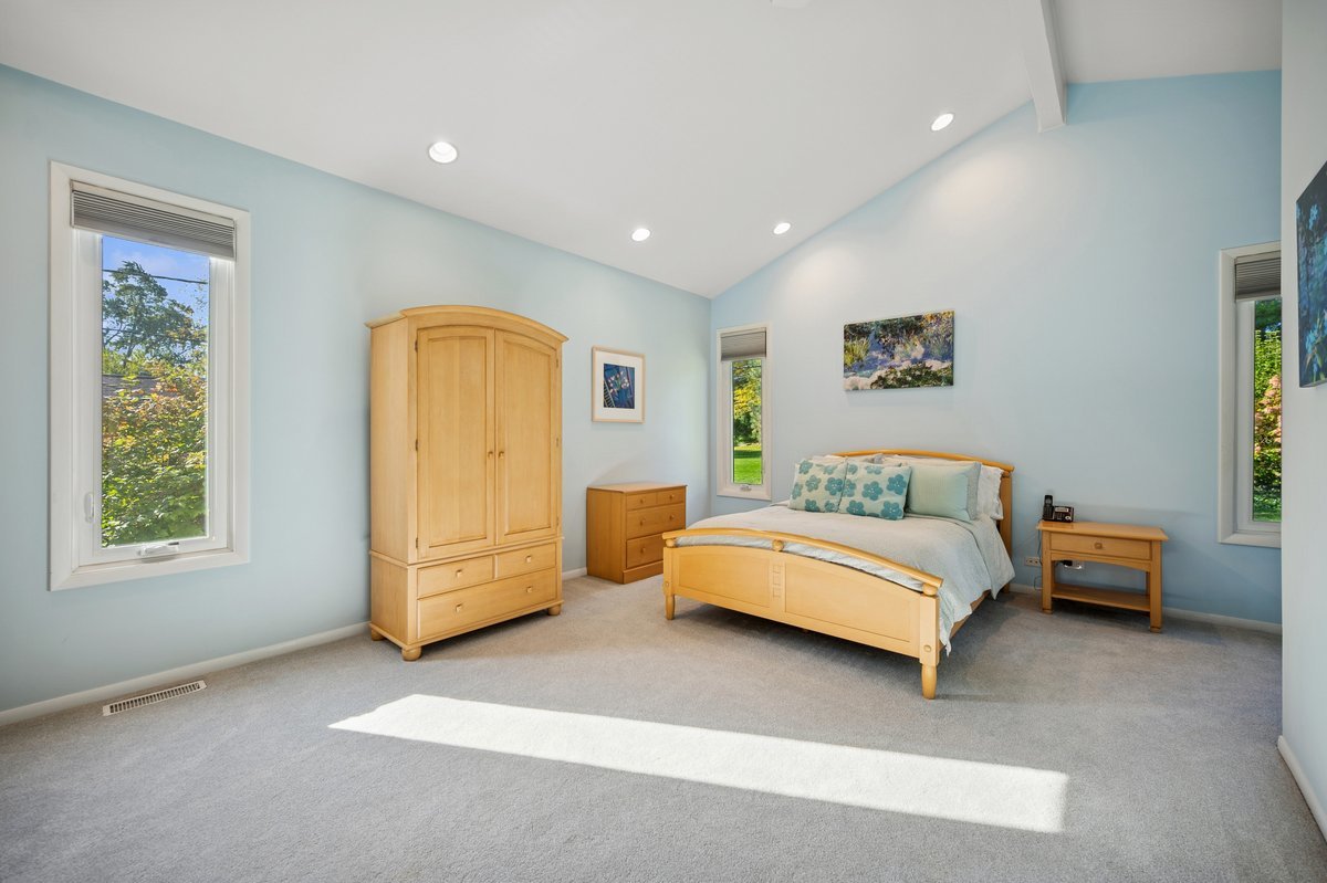 8936 Kilpatrick Avenue