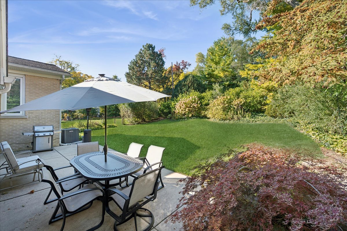 8936 Kilpatrick Avenue