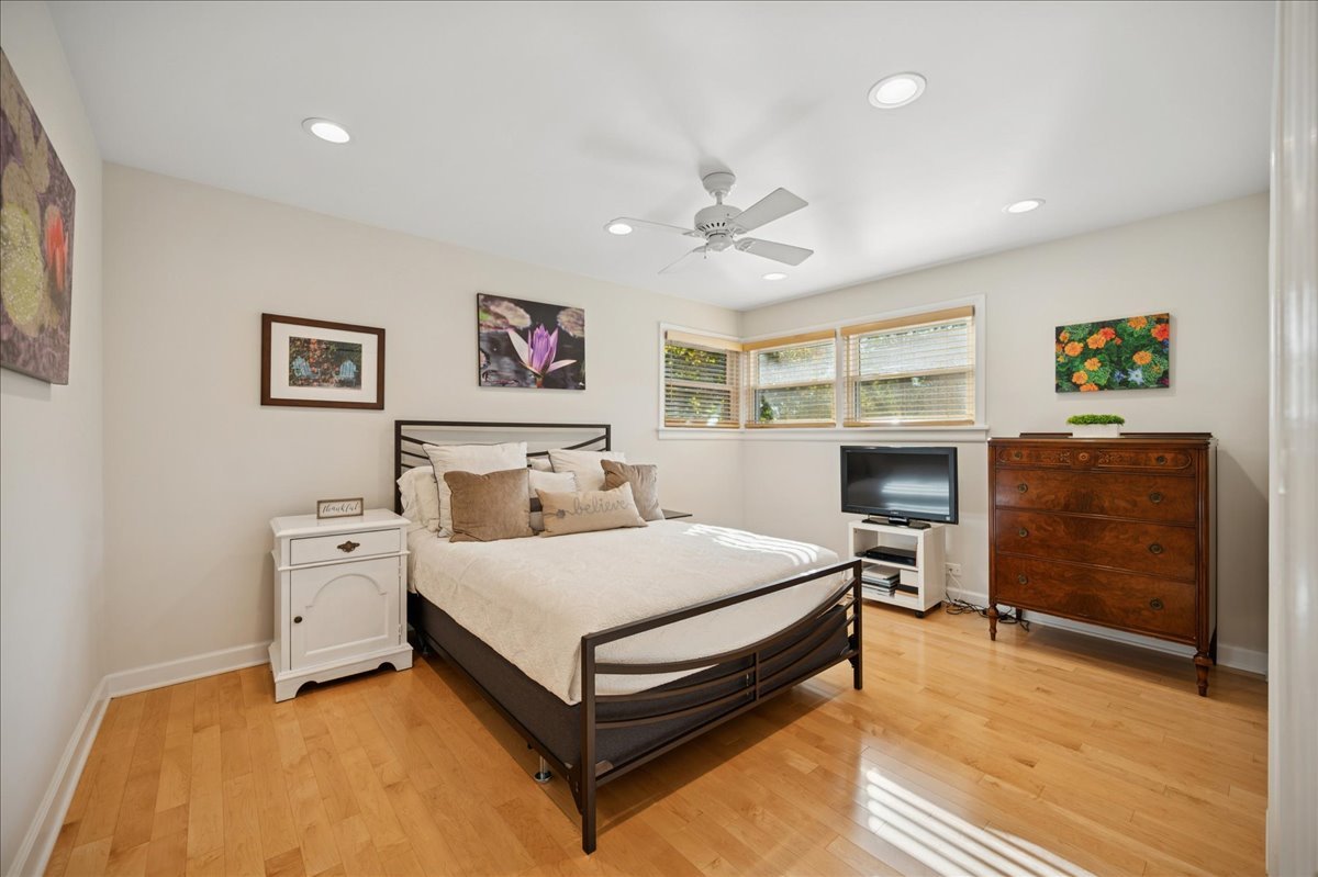 8936 Kilpatrick Avenue