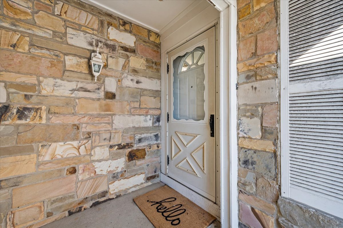 1150 Thompson Boulevard