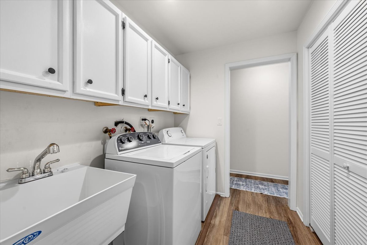 1150 Thompson Boulevard