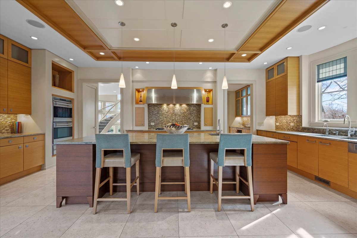 2 Bridlewood Road