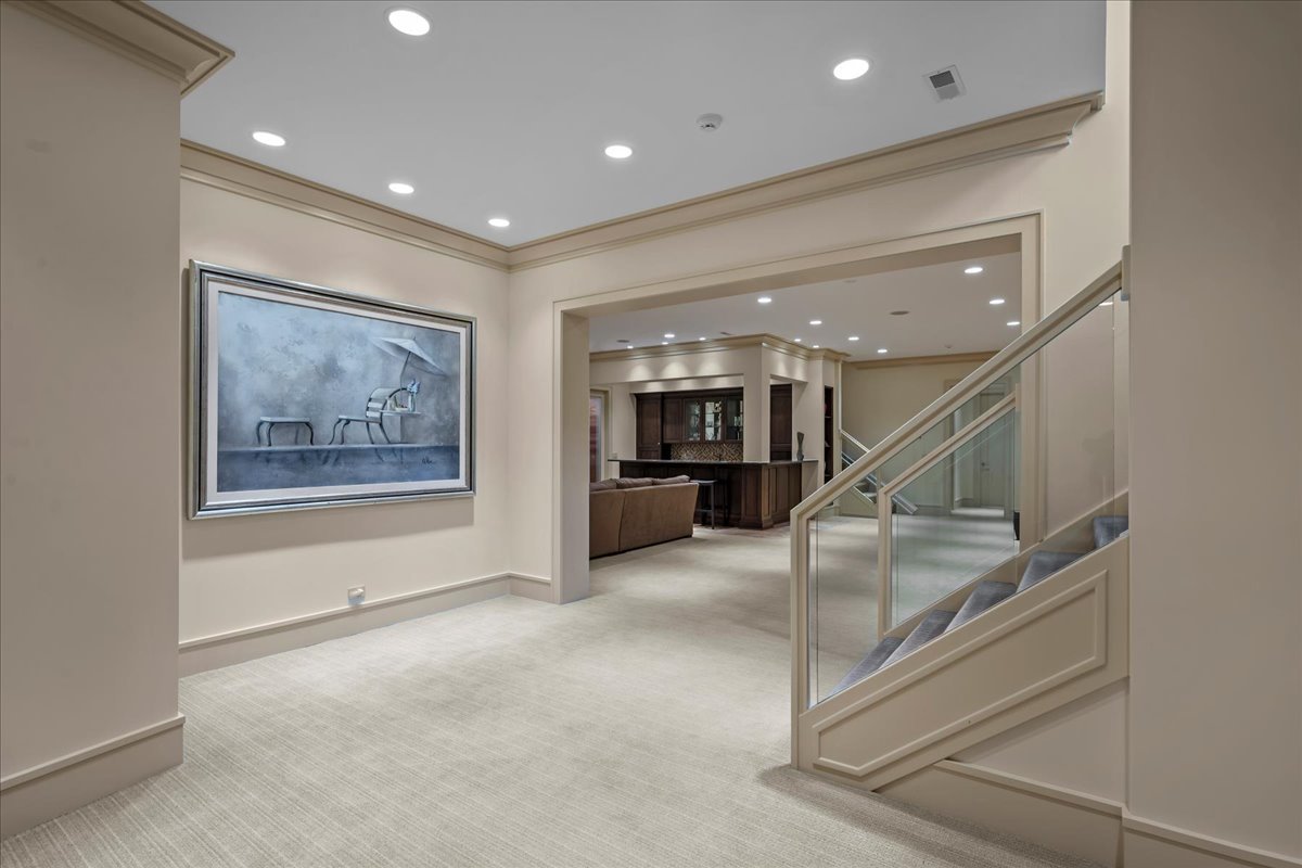2 Bridlewood Road