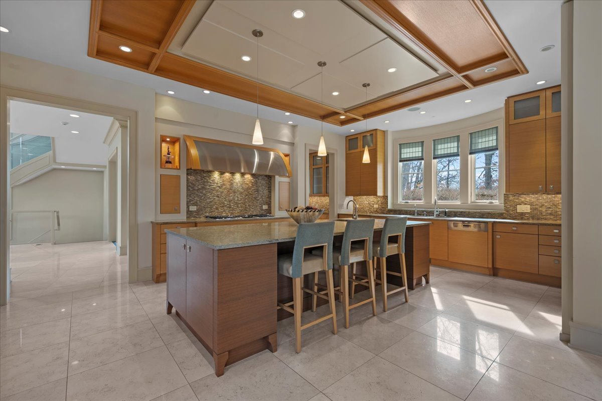 2 Bridlewood Road