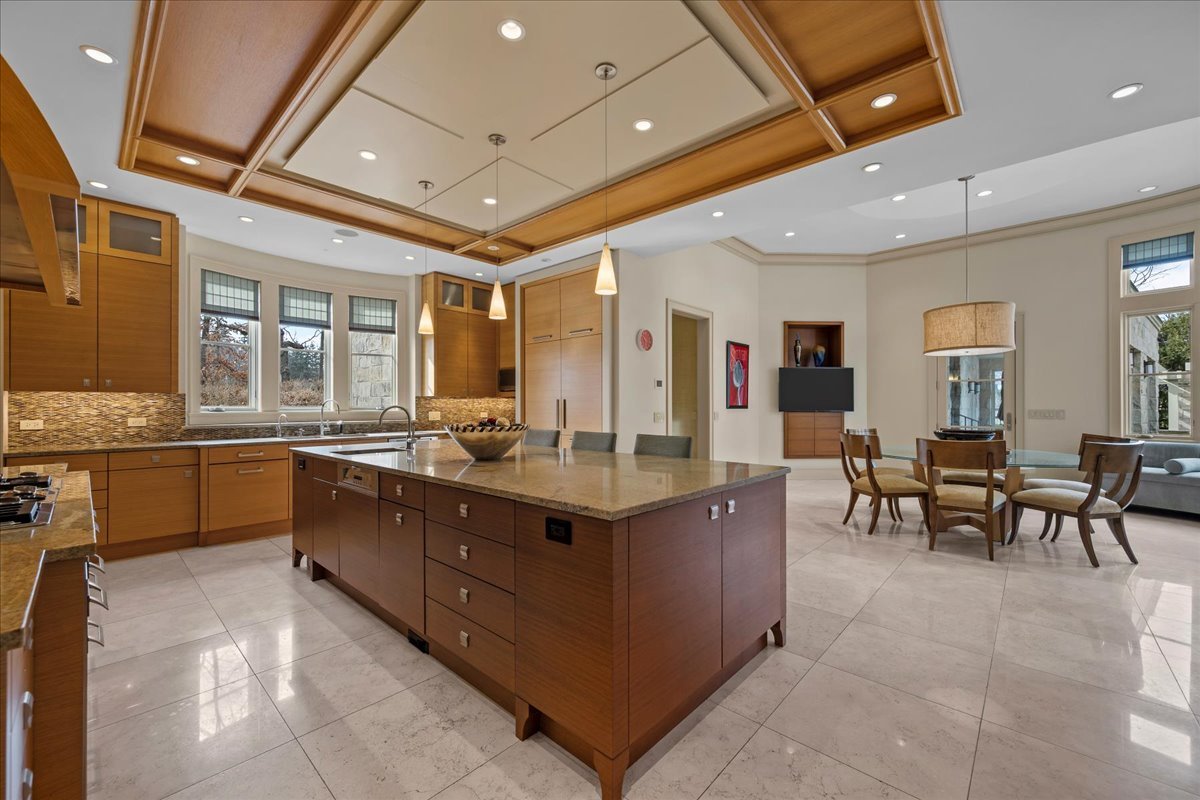 2 Bridlewood Road